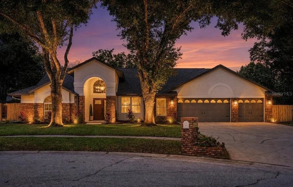 Unit for sale at 18107 WOODCREEK PLACE, LUTZ, FL 33548