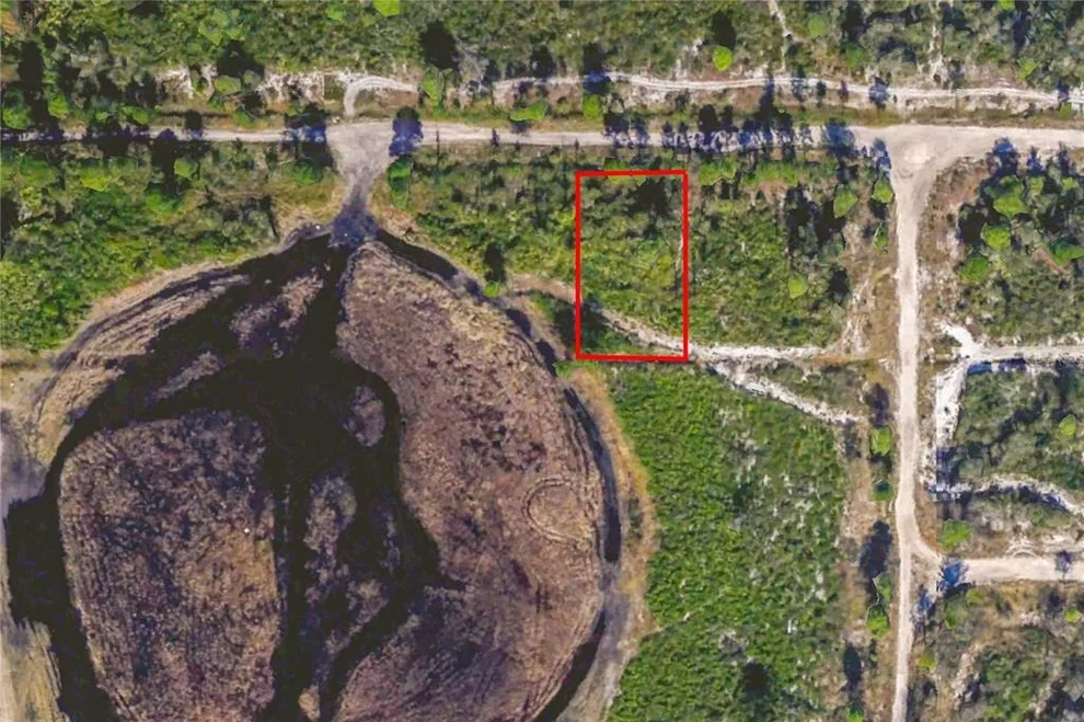 Unit for sale at 725 QUAIL AVENUE, SEBRING, FL 33870