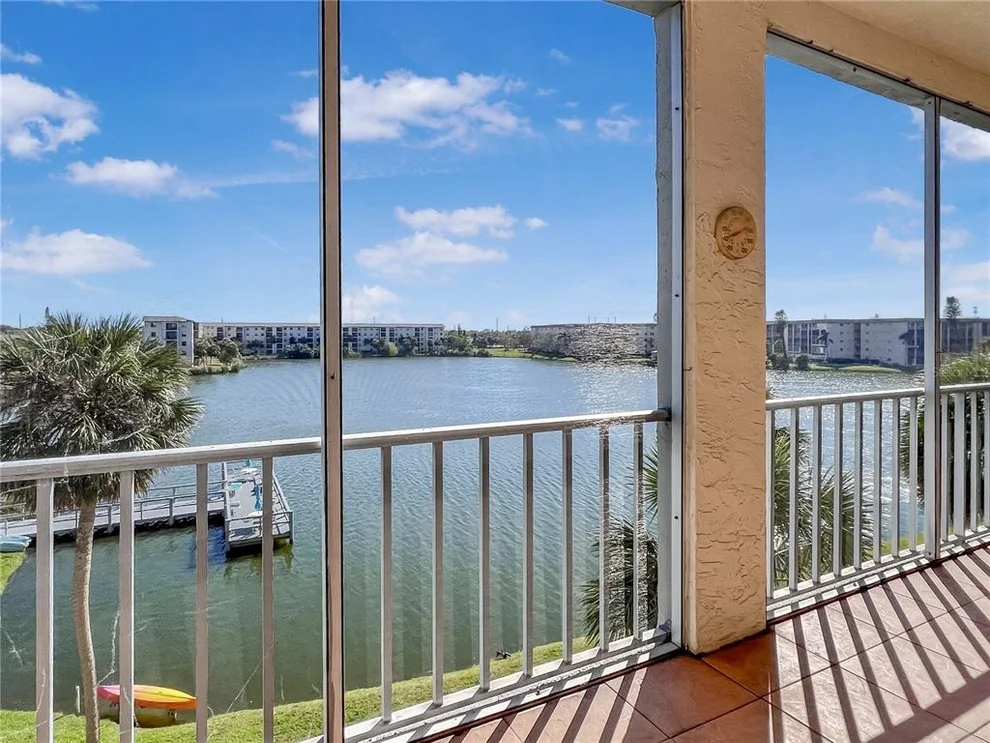 Unit for sale at 3424 LAKE BAYSHORE DRIVE, BRADENTON, FL 34205