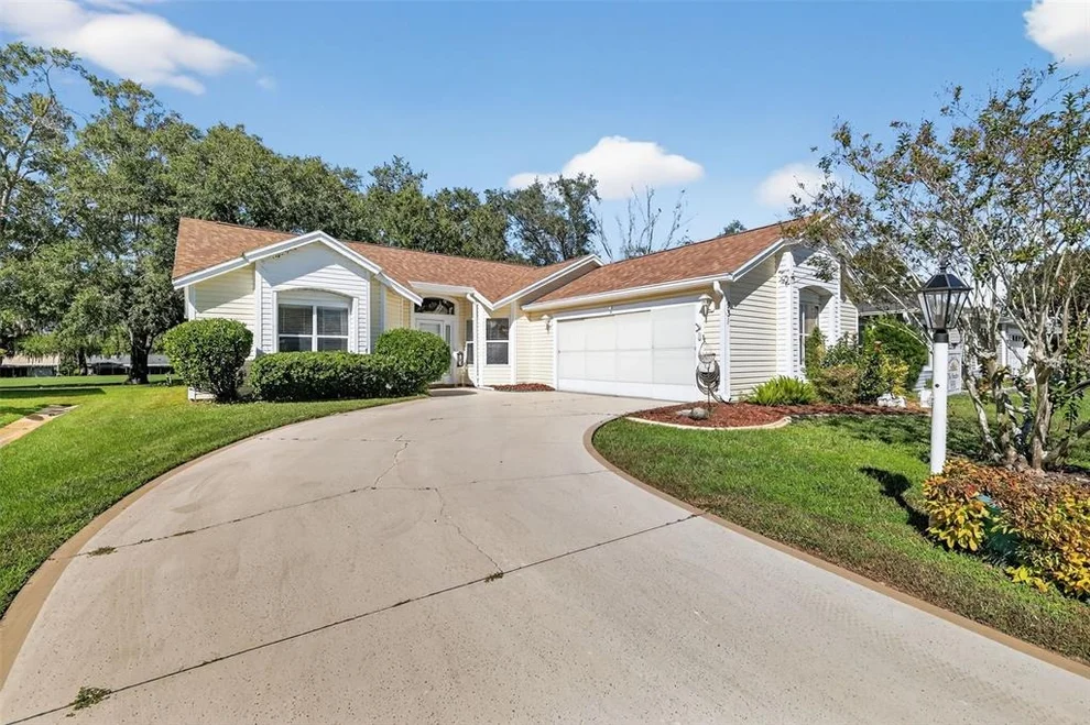Unit for sale at 931 OLEANDER STREET, LADY LAKE, FL 32159