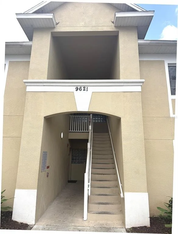Unit for sale at 9621 LAKEDALE WAY, RIVERVIEW, FL 33578