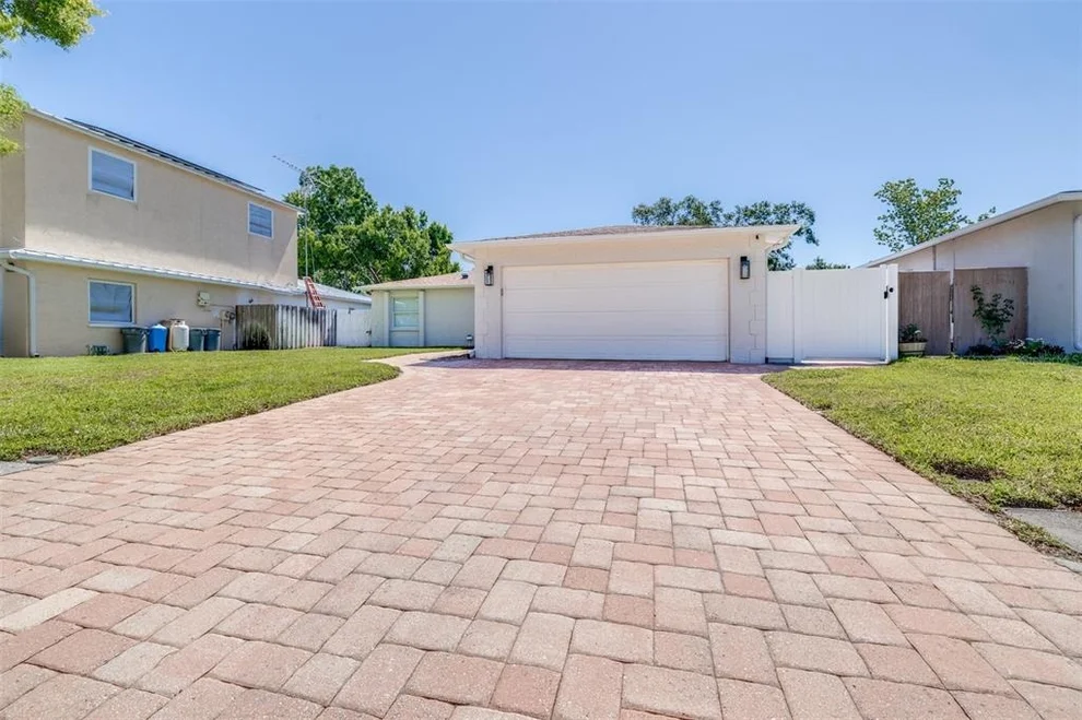 Unit for sale at 11147 LONGHILL DRIVE N, PINELLAS PARK, FL 33782