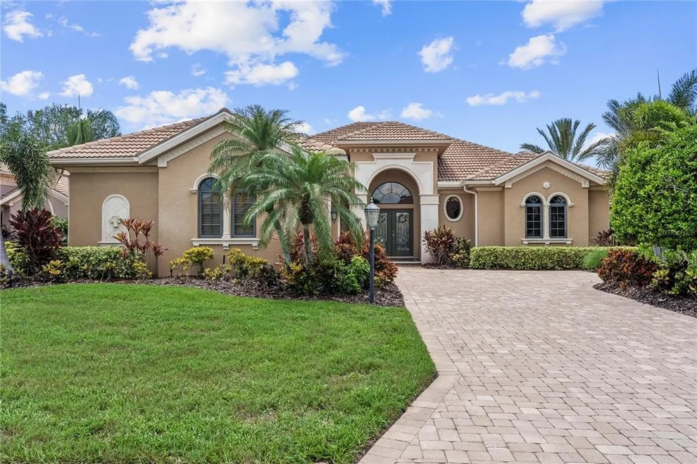 Unit for sale at 7058 VILAMOURA PLACE, LAKEWOOD RANCH, FL 34202