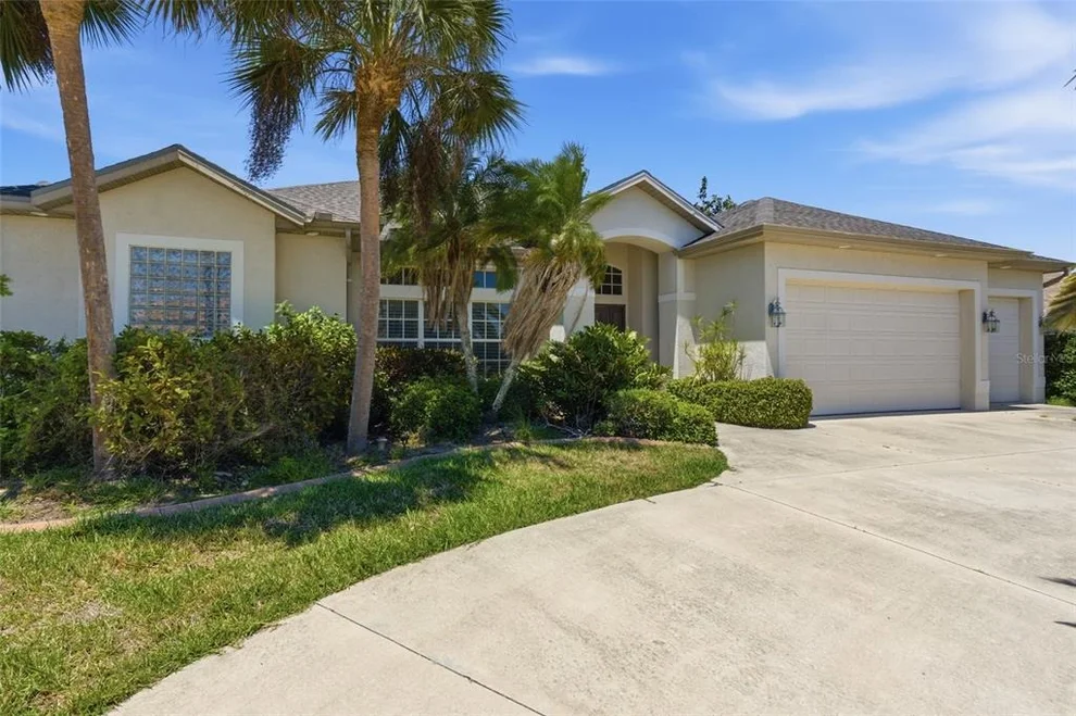 Unit for sale at 974 ROTONDA CIRCLE, ROTONDA WEST, FL 33947