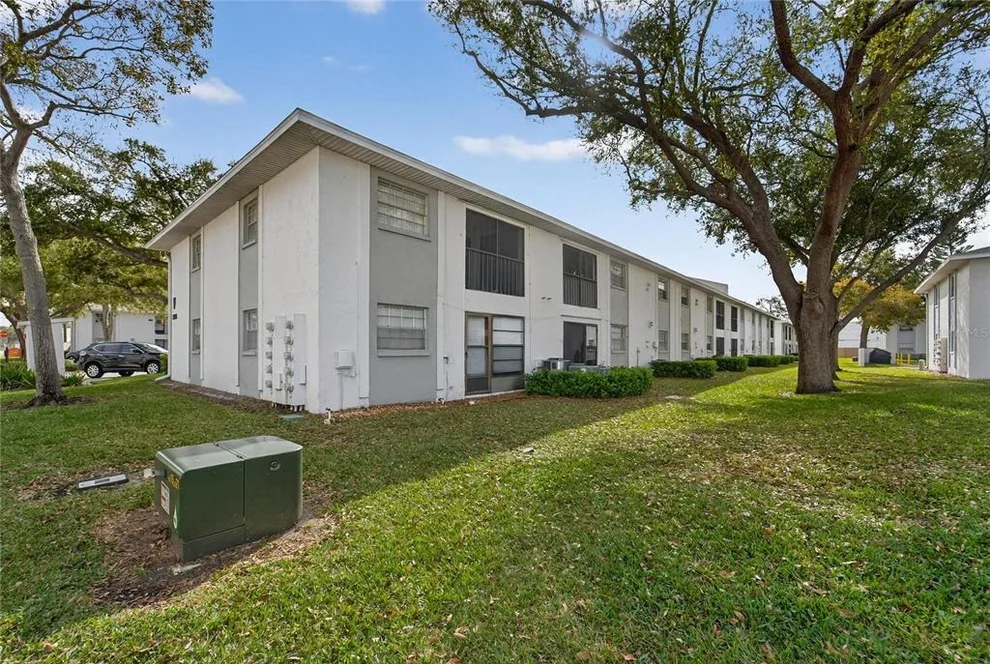 Unit for sale at 3806 N OAK DRIVE, TAMPA, FL 33611