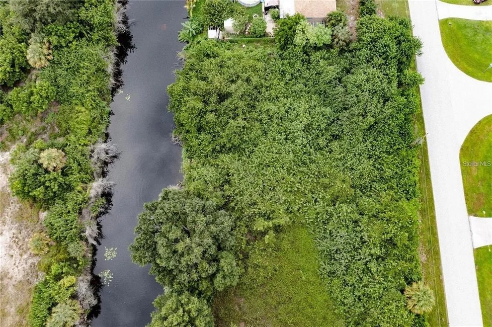 Unit for sale at 6441 ROBERTA DRIVE, ENGLEWOOD, FL 34224