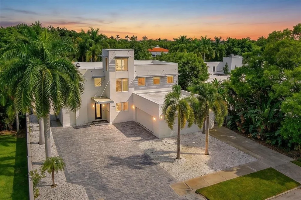 Unit for sale at 1751 HAWTHORNE STREET, SARASOTA, FL 34239