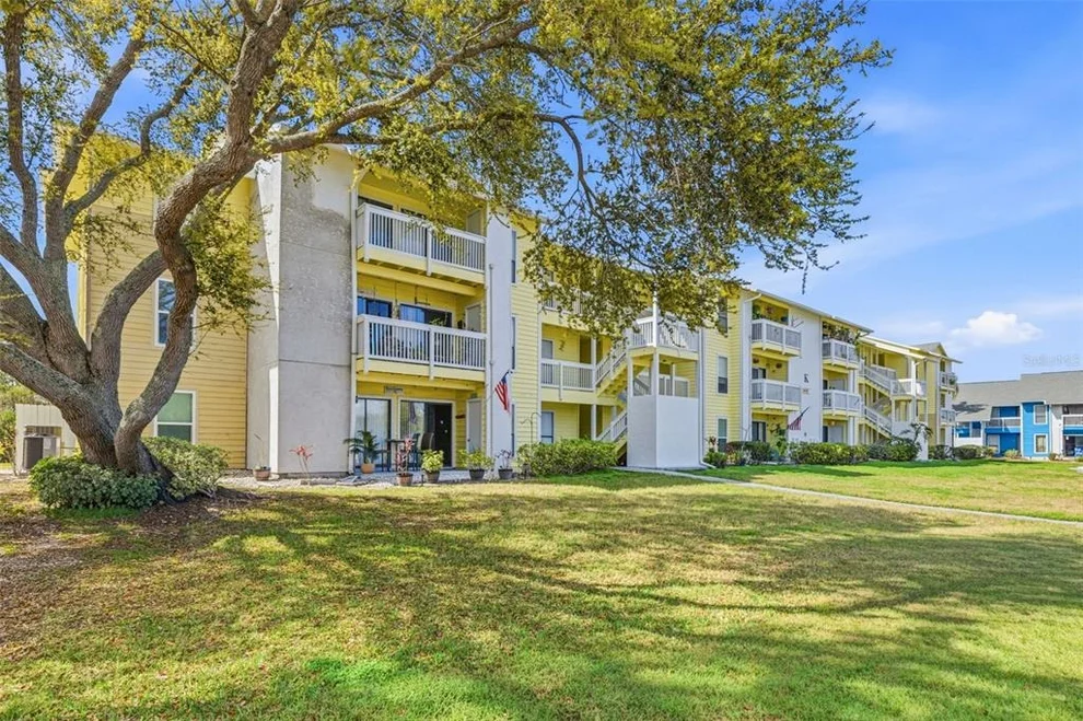 Unit for sale at 455 ALT 19 S, PALM HARBOR, FL 34683