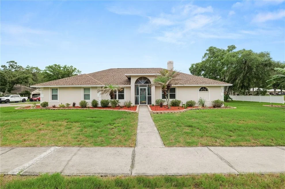 Unit for sale at 3557 TIGEREYE COURT, MULBERRY, FL 33860