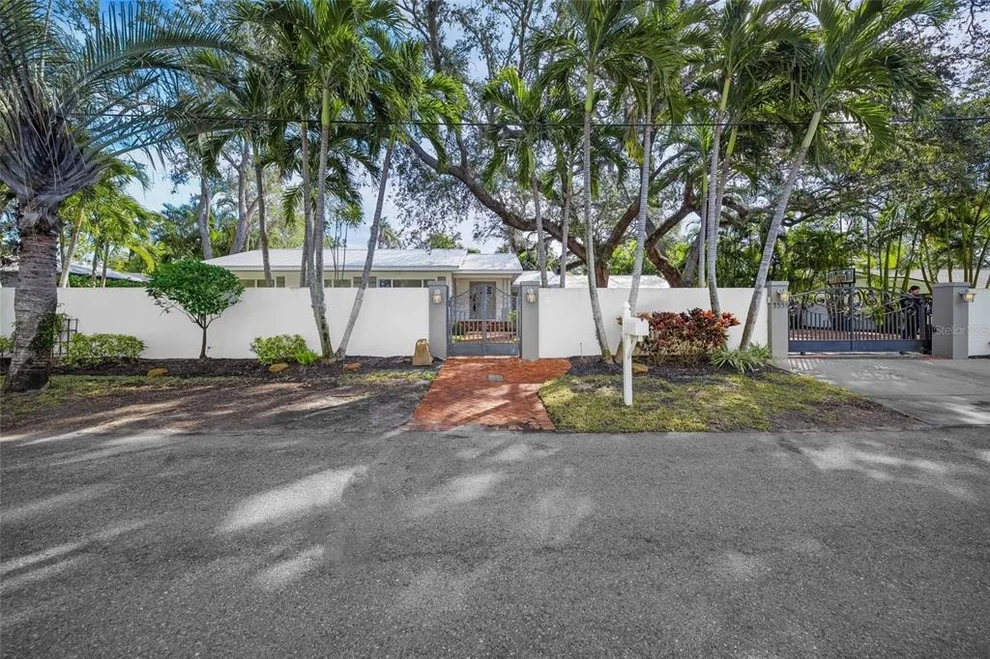 Unit for sale at 3331 OLD OAK DRIVE, SARASOTA, FL 34239
