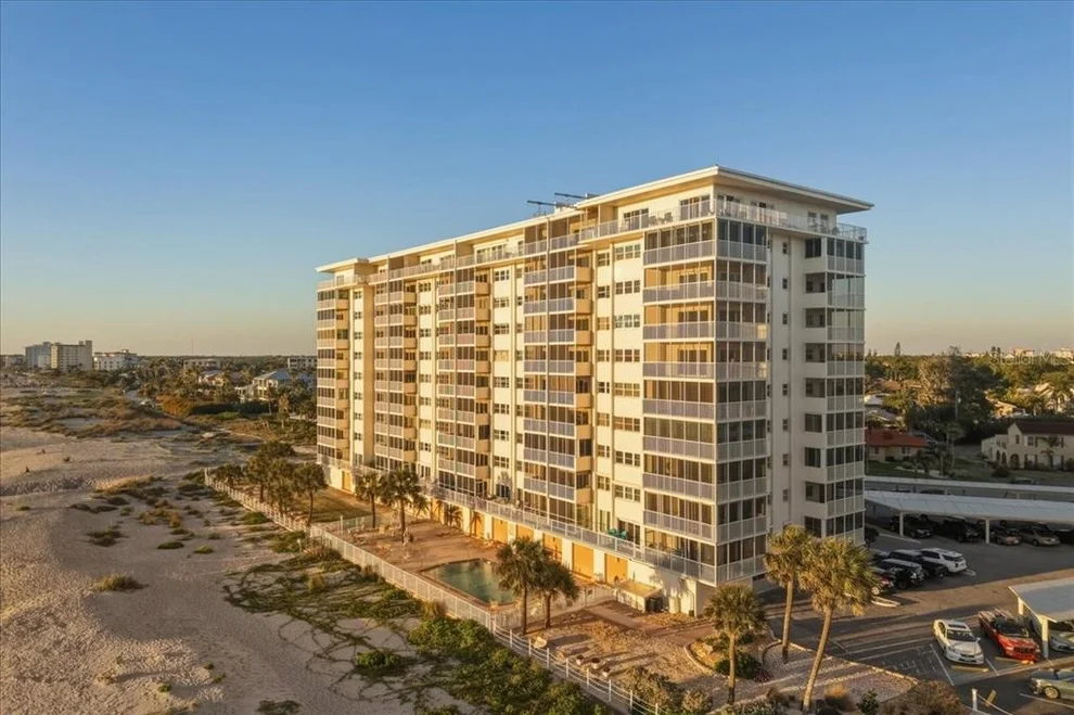 Unit for sale at 633 ALHAMBRA ROAD, VENICE, FL 34285