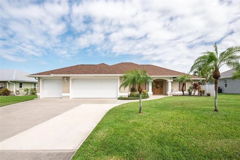 Unit for sale at 7411 SNOW DRIVE, ENGLEWOOD, FL 34224