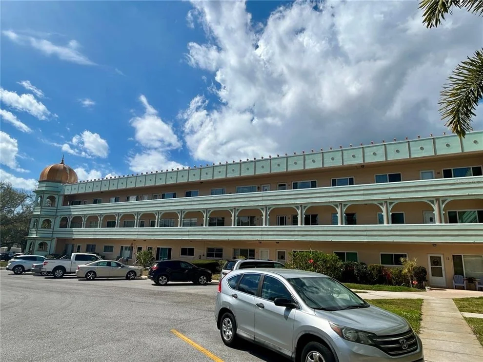 Unit for sale at 2286 NORWEGIAN DRIVE, CLEARWATER, FL 33763