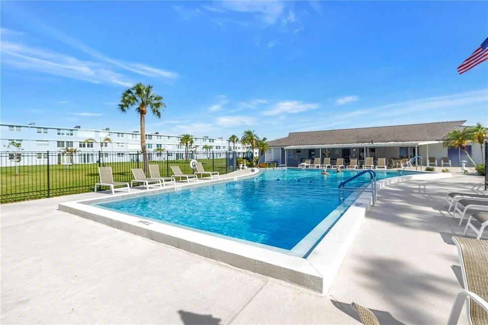Unit for sale at 4715 BAY STREET NE, ST PETERSBURG, FL 33703