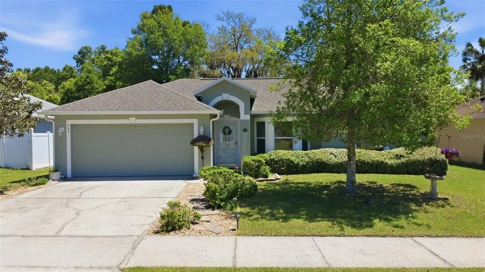 Unit for sale at 923 CASCADES PARK TRAIL, DELAND, FL 32720