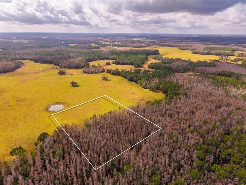 Unit for sale at LINE BLOCK ROAD, CLERMONT, FL 34714