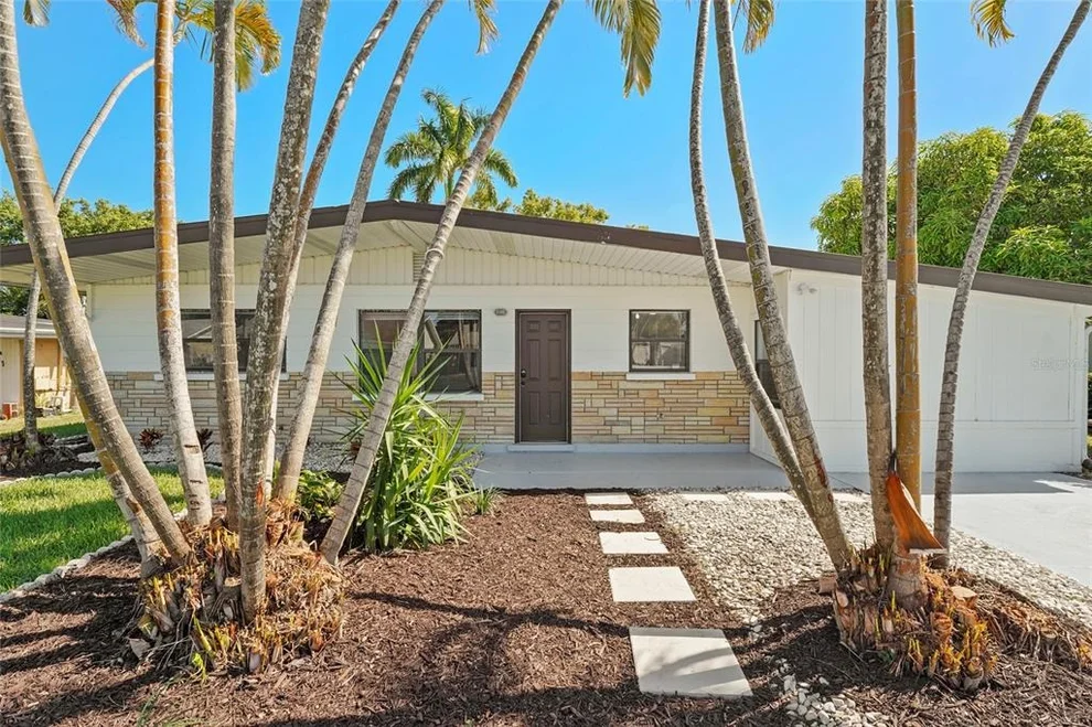 Unit for sale at 5619 NEW YORK AVENUE, SARASOTA, FL 34231