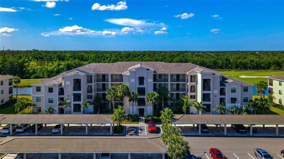 Unit for sale at 18008 GAWTHROP DRIVE, LAKEWOOD RANCH, FL 34211