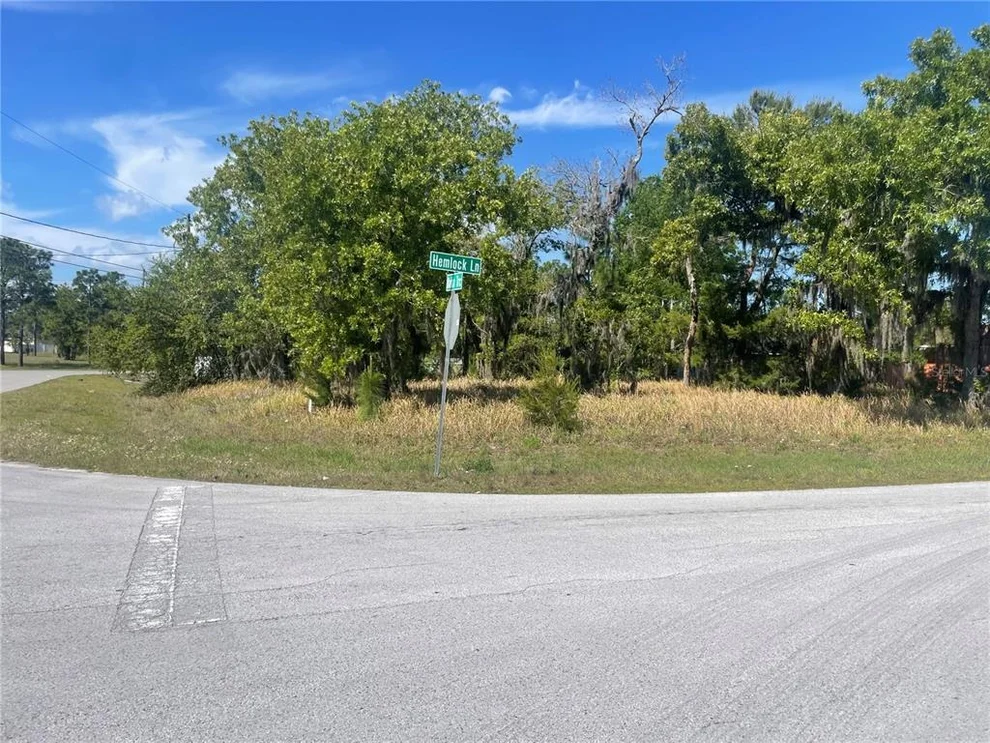Unit for sale at HEMLOCK LANE, OCALA, FL 34472