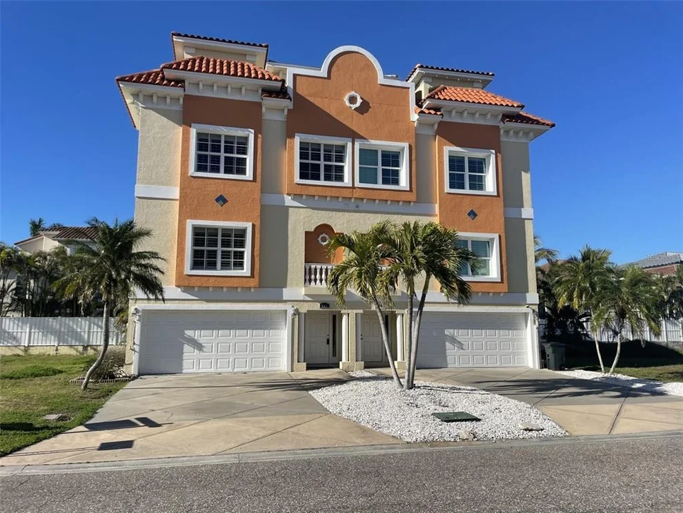 Unit for sale at 136 175TH AVENUE E, REDINGTON SHORES, FL 33708
