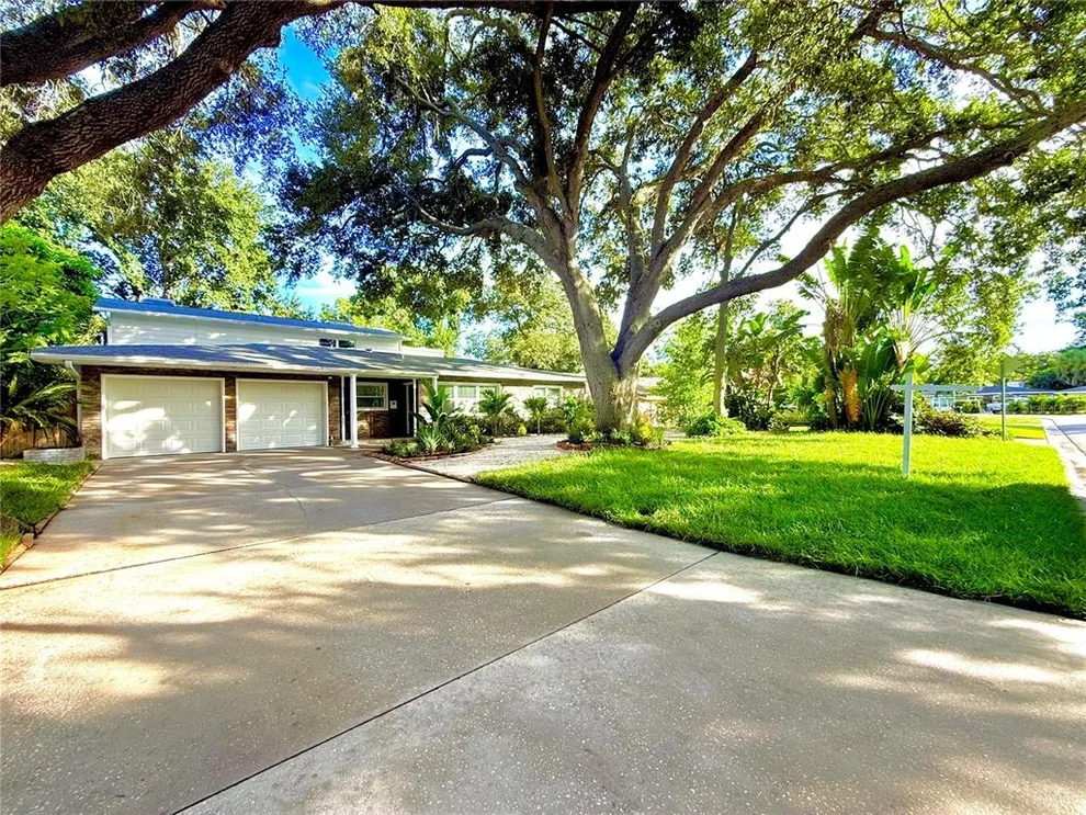 Unit for sale at 1557 ROBINSON DRIVE N, ST PETERSBURG, FL 33710