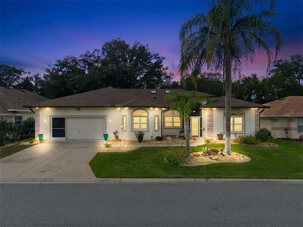 Unit for sale at 21113 EDINBOROUGH PLACE, LEESBURG, FL 34748