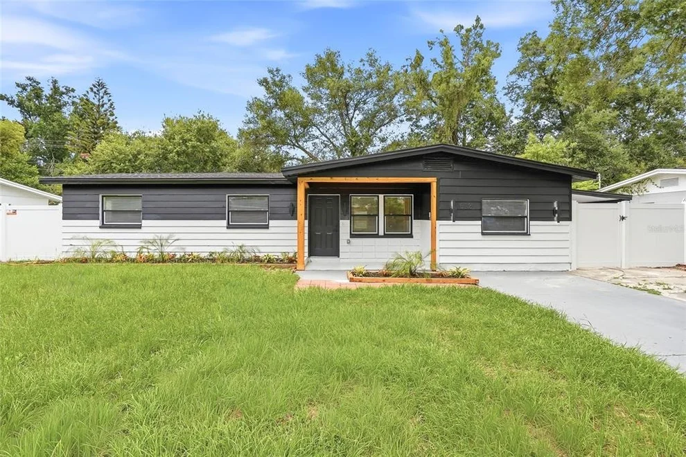 Unit for sale at 513 WHITE OAK AVENUE, BRANDON, FL 33510