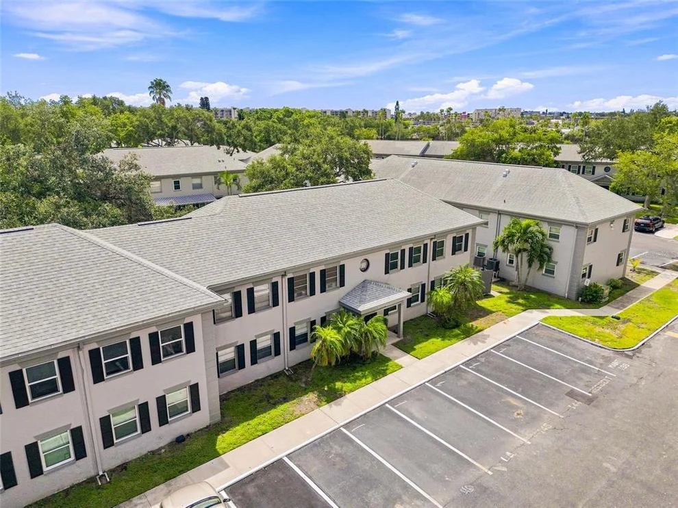 Unit for sale at 1180 RUE DES ROIS, SOUTH PASADENA, FL 33707