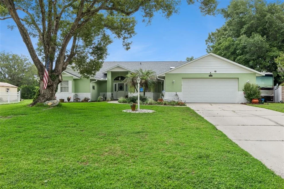 Unit for sale at 28646 TAMMI DRIVE, TAVARES, FL 32778