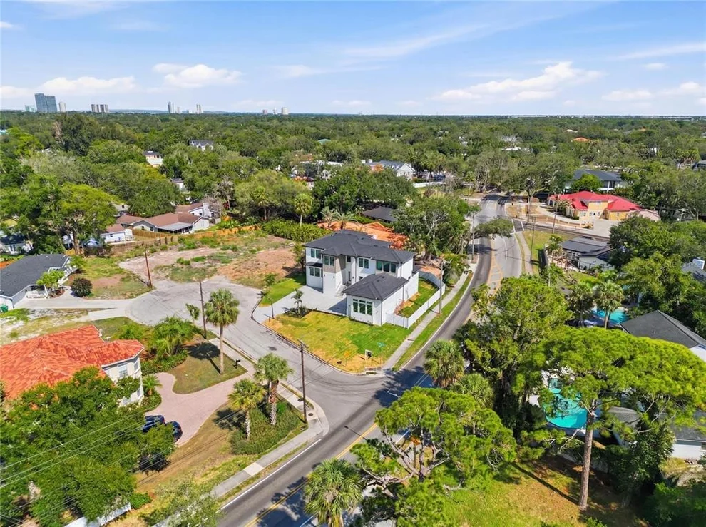 Unit for sale at 4704 W SAN CARLOS STREET, TAMPA, FL 33629
