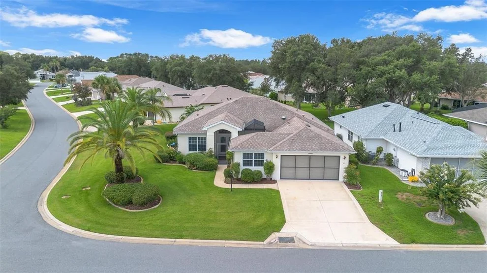 Unit for sale at 5524 SIR CHURCHILL DRIVE, LEESBURG, FL 34748