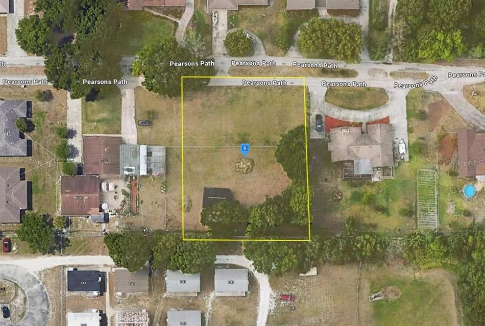 Unit for sale at 522 PEARSONS PATH, AUBURNDALE, FL 33823