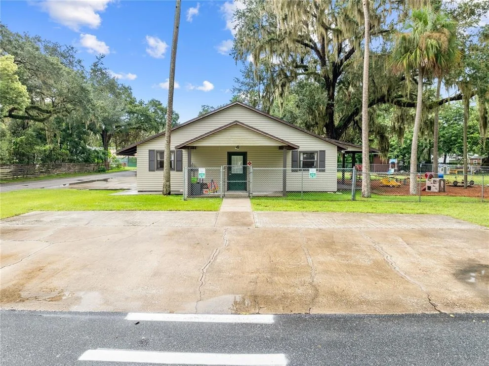 Unit for sale at 102 S HIGHLAND STREET, BUSHNELL, FL 33513
