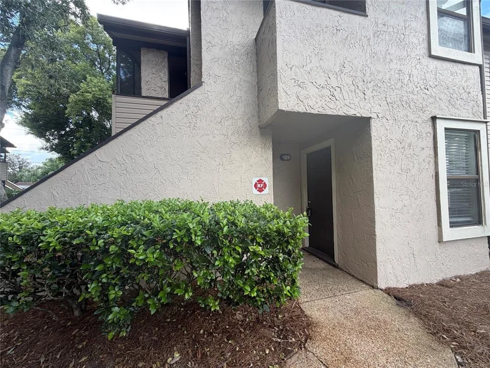 Unit for sale at 3020 ANTIQUE OAKS CIRCLE, WINTER PARK, FL 32792