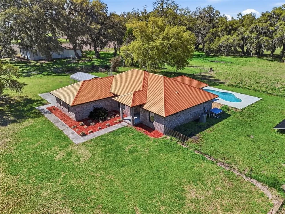 Unit for sale at 462 SW FAIRLINGTON COURT, LAKE CITY, FL 32025