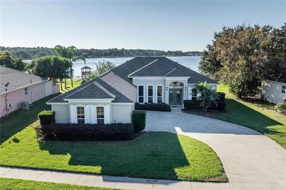 Unit for sale at 3804 BAYSHORE CIRCLE, TAVARES, FL 32778