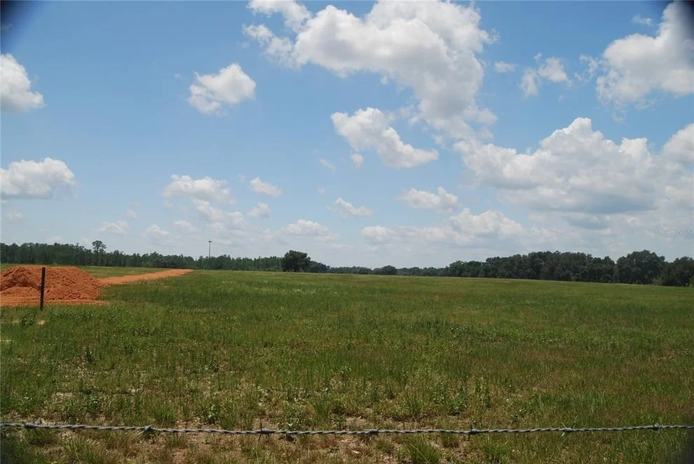 Unit for sale at LAKE ERIE ROAD, CLERMONT, FL 34711