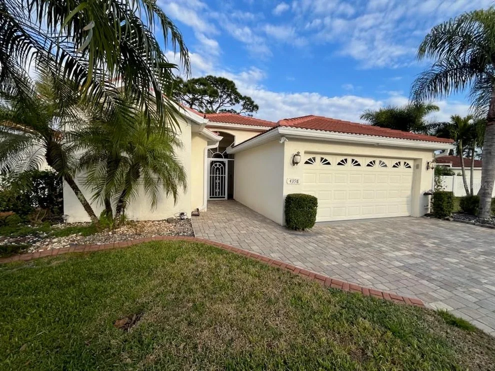 Unit for sale at 4398 SUMMERTREE ROAD, VENICE, FL 34293