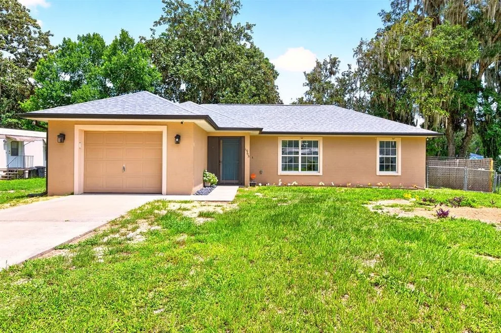 Unit for sale at 1965 CR 439D, LAKE PANASOFFKEE, FL 33538