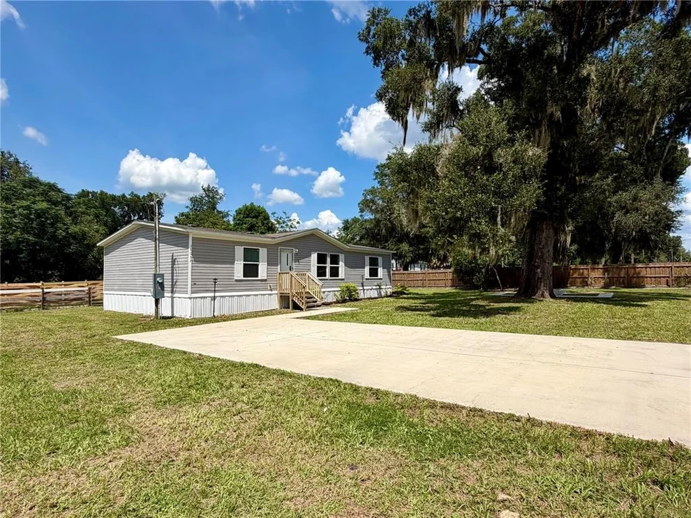 Unit for sale at 11057 SE 132ND PLACE, OCKLAWAHA, FL 32179