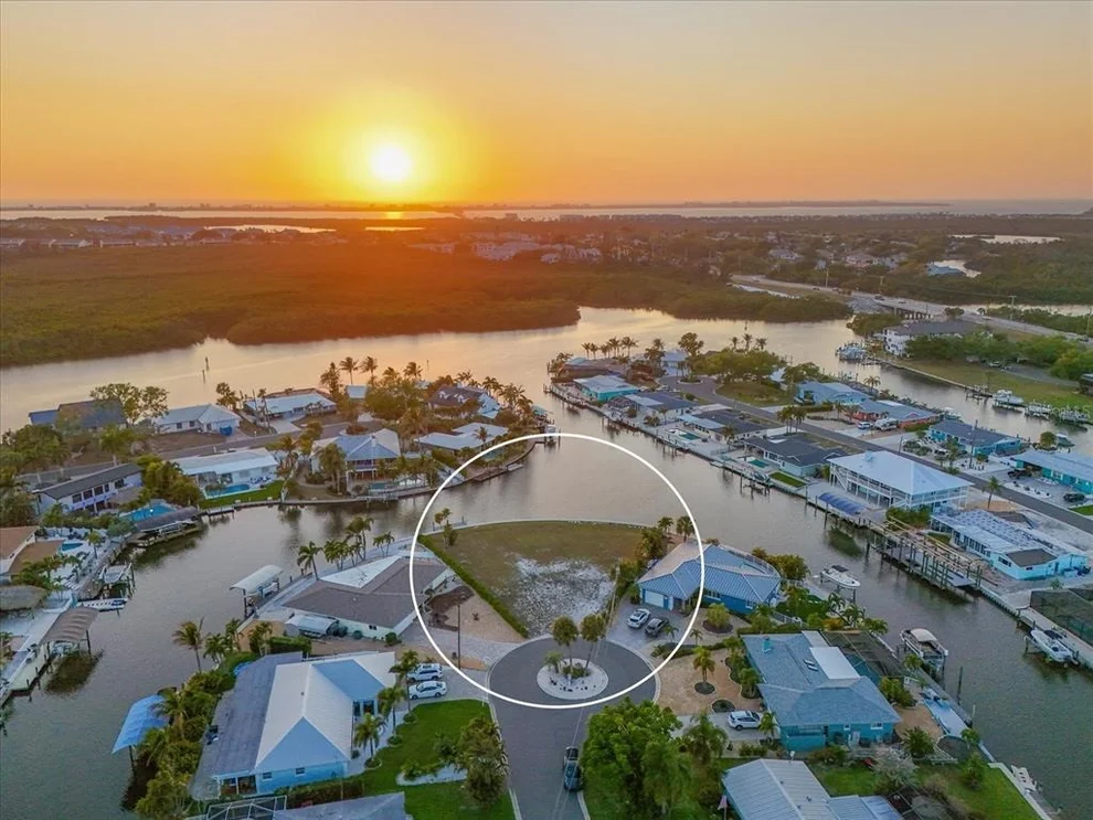 Unit for sale at 10412 KINGFISHER ROAD W, BRADENTON, FL 34209