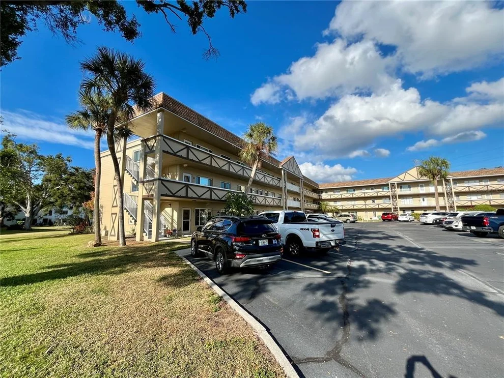 Unit for sale at 2464 AUSTRALIA WAY E, CLEARWATER, FL 33763