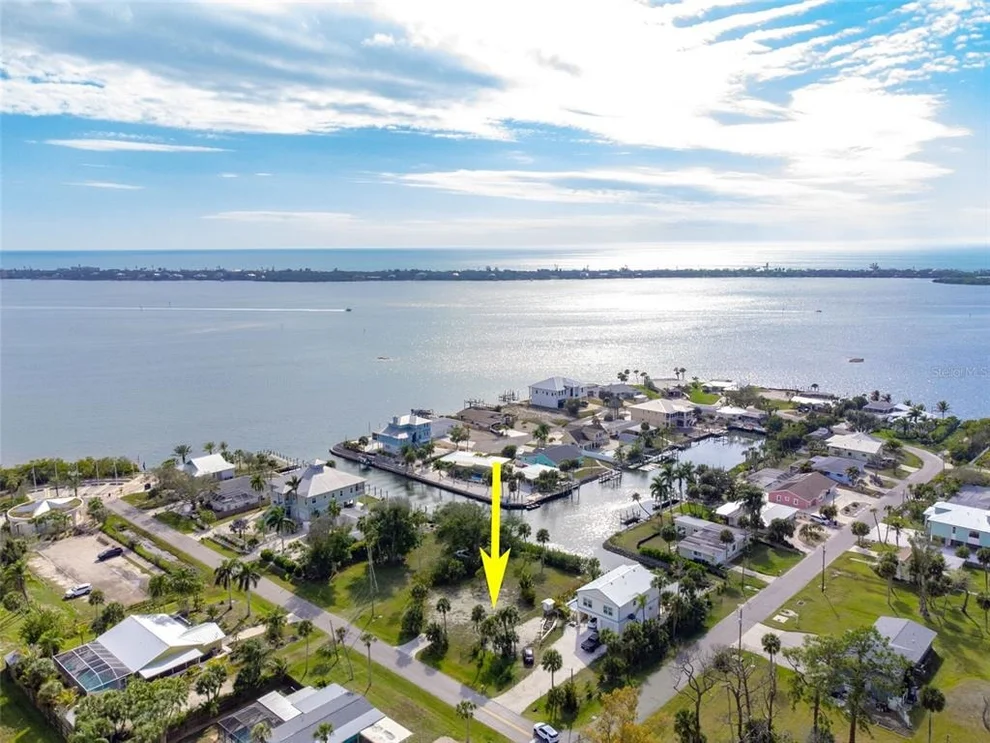 Unit for sale at 46 HARBOR LANE, ENGLEWOOD, FL 34223