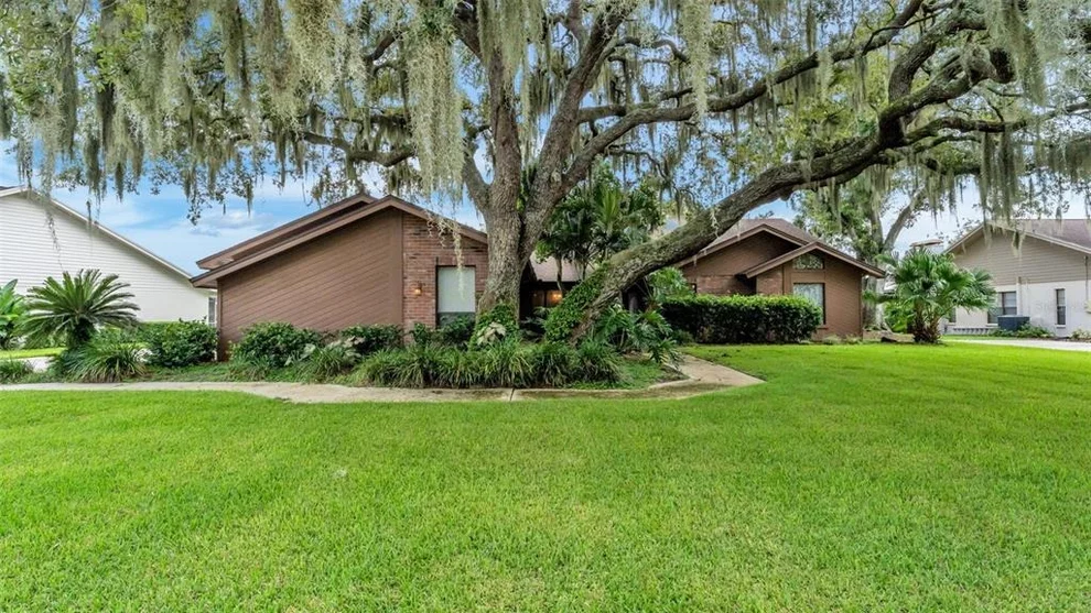 Unit for sale at 2871 HAMMOCK DRIVE, PLANT CITY, FL 33566