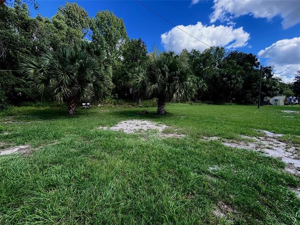 Unit for sale at 404 GROVE STREET, MELROSE, FL 32666