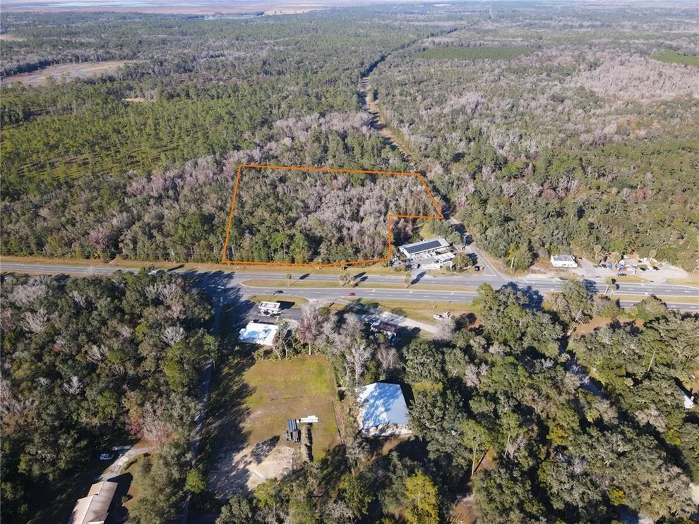 Unit for sale at 102 NE HIGHWAY 441, MICANOPY, FL 32667