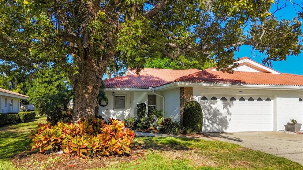 Unit for sale at 5611 GARDEN LAKES DRIVE, BRADENTON, FL 34203