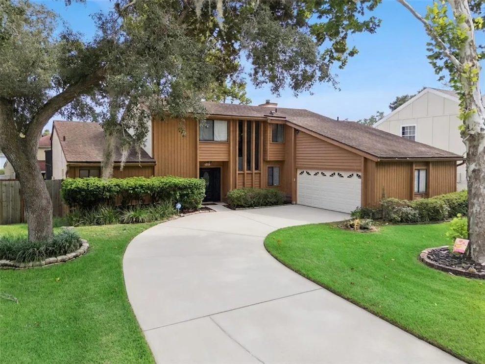 Unit for sale at 916 E CLEVELAND STREET, APOPKA, FL 32703