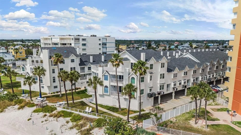 Unit for sale at 17960 GULF BOULEVARD, REDINGTON SHORES, FL 33708