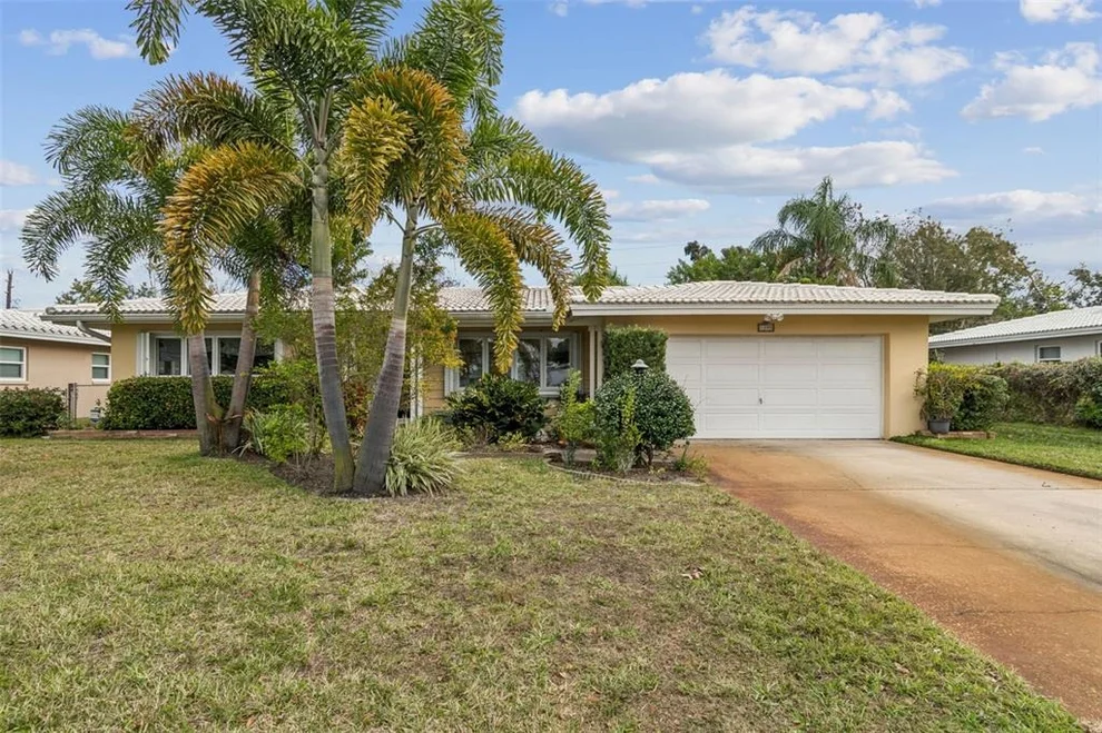 Unit for sale at 1399 EMBASSY DRIVE, CLEARWATER, FL 33764